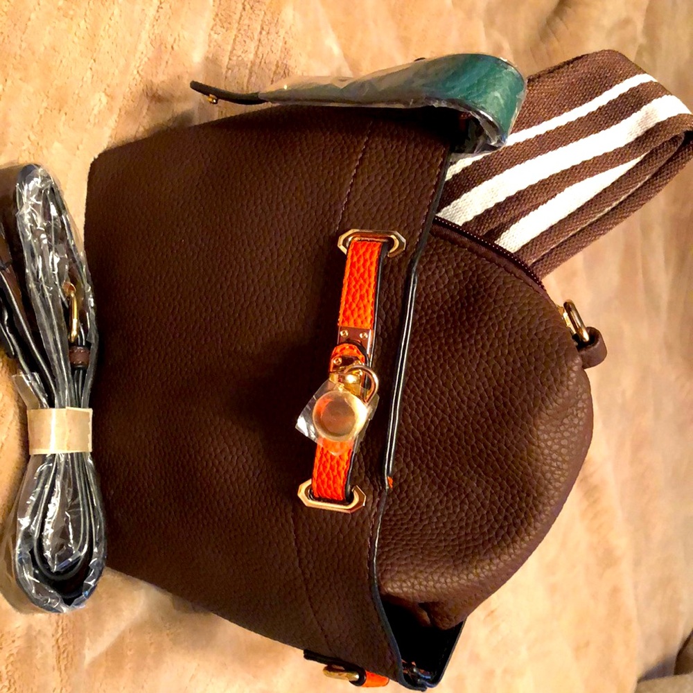 Brand new brown purse